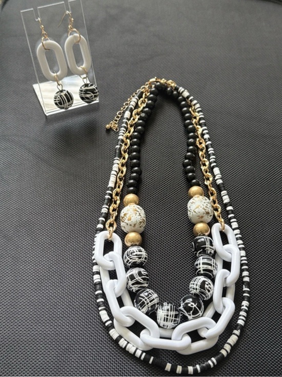 Cato Jewelry - Cato Black, White & Gold Multi-Strand Beaded Necklace Set